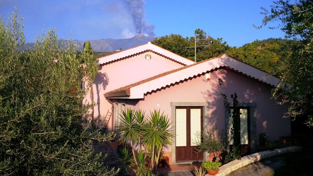 Le Case Di Bacco Santa Venerina Værelse billede